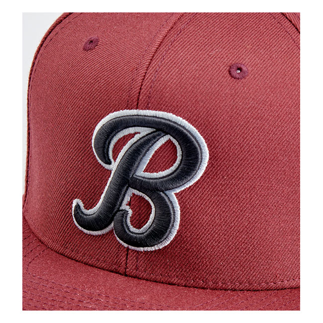 Gorra Biltwell Script B color granate